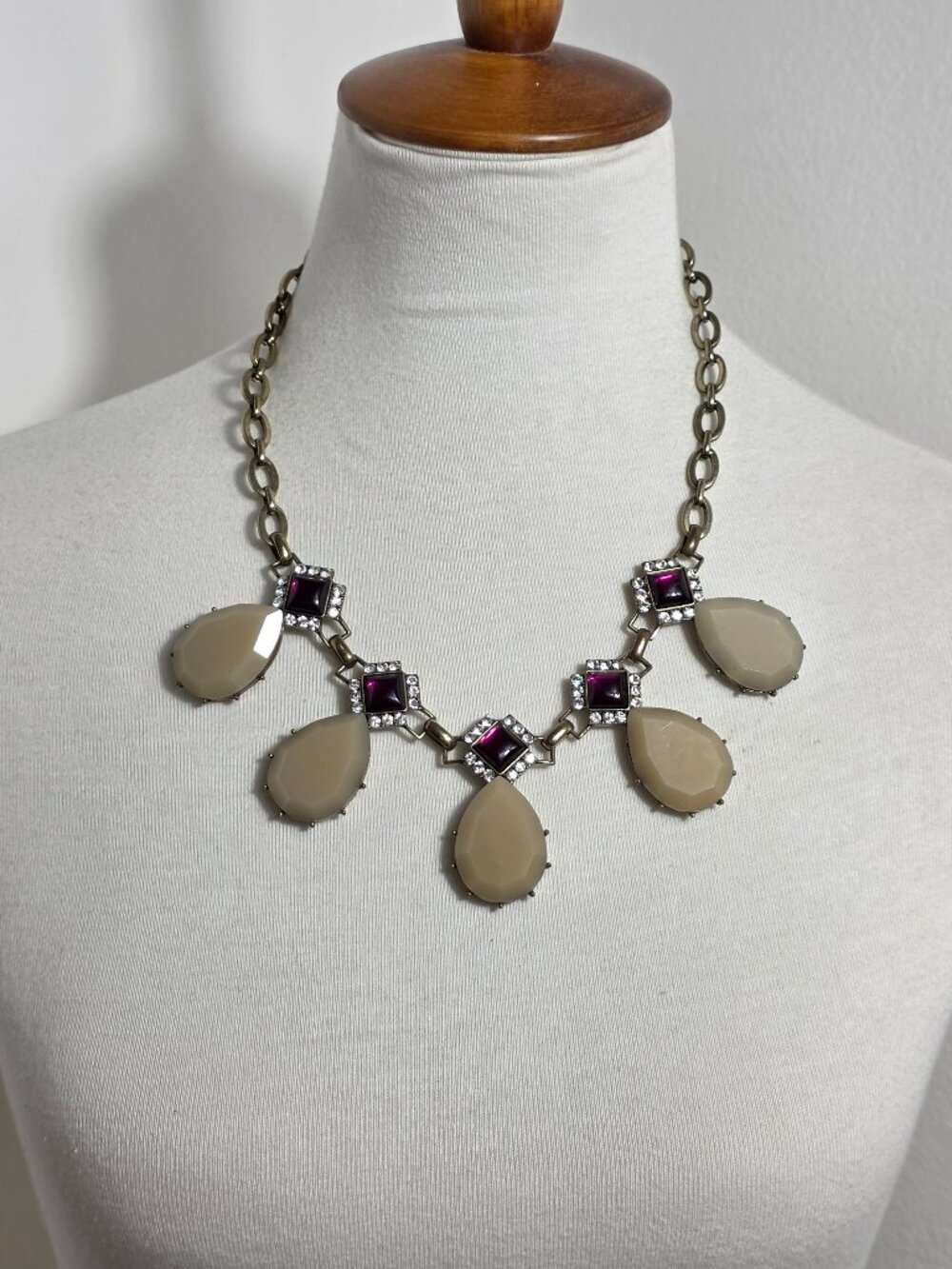 Anthropologie Acrylic & Glass Rhinestone Statement Bib Necklace Beige & Red